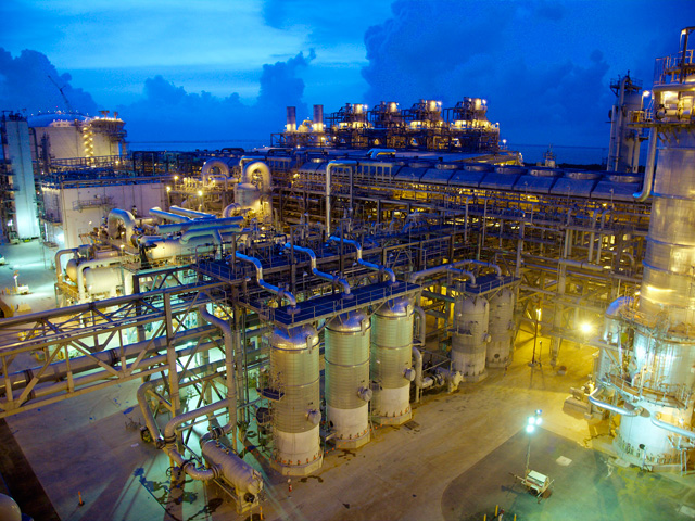 The newly passed budget bill included a one-year extension on the $1-per-gallon blenders tax credit as well as other biofuels credits. (Progressive Farmer file photo)