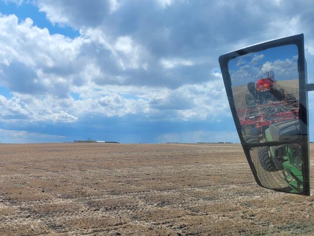 The escalating trade war is like a storm over the horizon between the U.S. and Canada, with still uncertainty on how long it will last. But, looking back, Canadian farmers know there was a time when there wasn't a trade agreement with the U.S. Now, they must be prepared to continue to move forward like they did before and take advantage of opportunities. (Photo courtesy of Marilyn McCutcheon)
