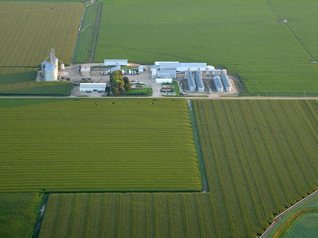 An aerial photo of a farm in Nebraska&#039;s fertile Platte River Valley. Nebraska ag land value decreased for the first time in six years in 2025, according to a recent report. (DTN file photo)