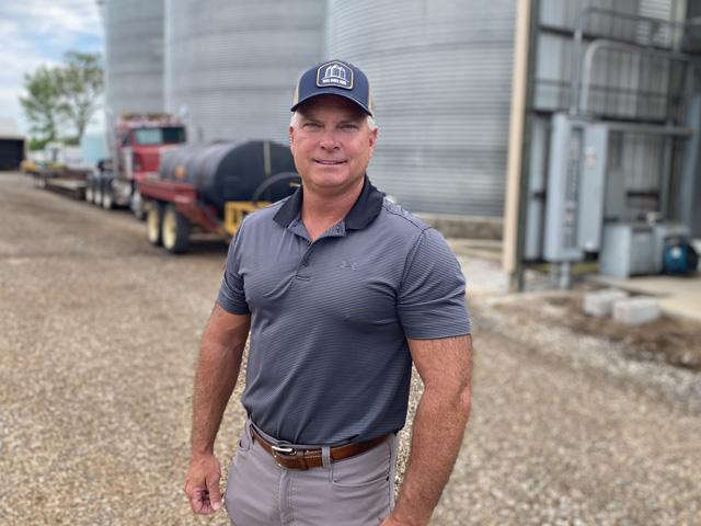 This week Stuart Sanderson&#039;s farm dodged a tornado with minimal damage and then, turned around to welcome nearly 100 farmers to a farm field day. (DTN photo by Brent Warren)