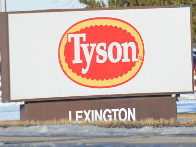 Environmental Working Group is suing Tyson Foods over its claims to reduce the company&#039;s greenhouse gas emissions and the promotion of climate-smart beef in marketing its products to consumers in Washington, D.C. (DTN file photo by Chris Clayton)