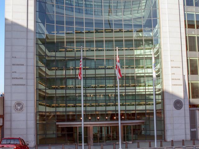 A group of 32 U.S. senators has asked the U.S. Securities Exchange Commission to pull a climate reporting rule. (Photo by D Ramey Logan, CC-BY 4.0)