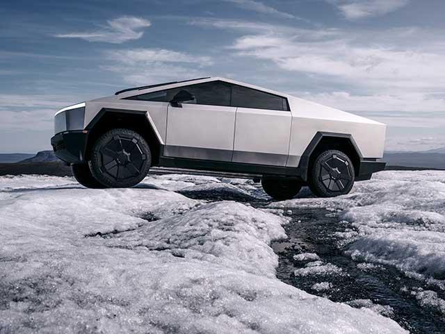 Cybertruck all-wheel drive and the Cyberbeast package can tow up to 11,000 pounds, has a payload of 2,500 pounds, a six-foot long bed, 17 inches of ground clearance and 120v and 240v outlets. (DTN image courtesy of Tesla)
