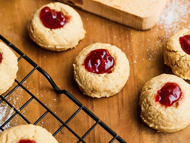 Raspberry Thumbprint Cookies (Rachel Johnson)