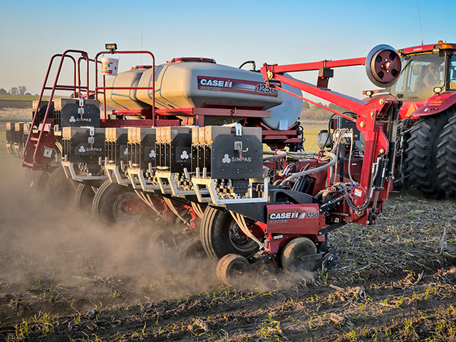 SIMPAS uses SmartCartridge enclosed containers to apply prescribed rates of either or both dry or liquid products in one pass. (Progressive Farmer image provided by AMVAC)