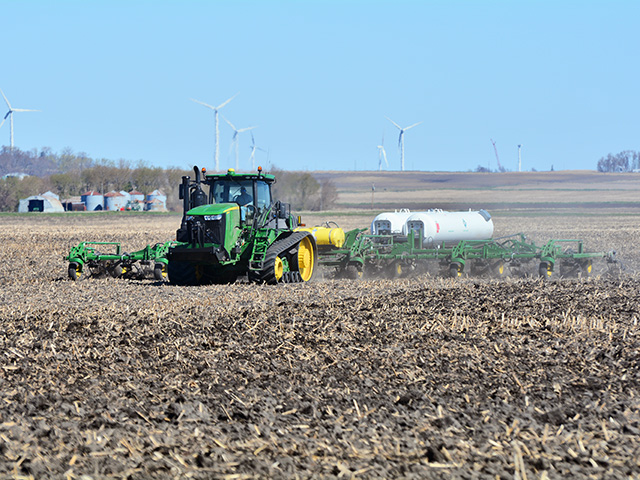 A farmer near Britt, Iowa, injects anhydrous ammonia during the spring before planting corn. (DTN/Progressive Farmer photo by Matthew Wilde)