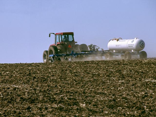 Fertilizer accounts for 10% to 20% of a farm&#039;s input costs, depending on the crop. Higher commodity prices will offset increased expenses this year, although it raises questions about the future cost structure. (DTN file photo)