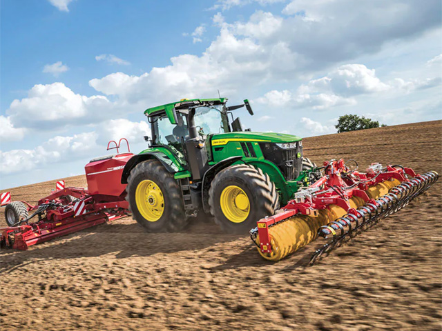 John Deere's 7R 350 AutoPowr won Tractor of the Year at EIMA, the world's largest exhibition of agriculture and gardening machinery. Judges recognized the tractor for its on-board technology package and its cab design. (Photo courtesy of John Deere)
