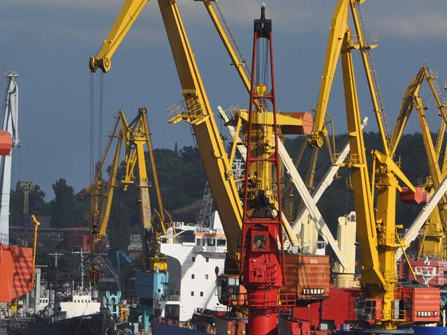 All grain exports from Ukraine have ceased as the war continues to escalate there. (Web image of Odesa Commercial Sea Port)