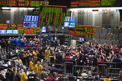 CME Group&#039;s octagonal pits were once the hub of grain trading, with its own code of hand signals and gestures to match buyers and sellers. They closed amid the pandemic and will not reopen. (Photo by Leigh Loftus, courtesy of CME Group)