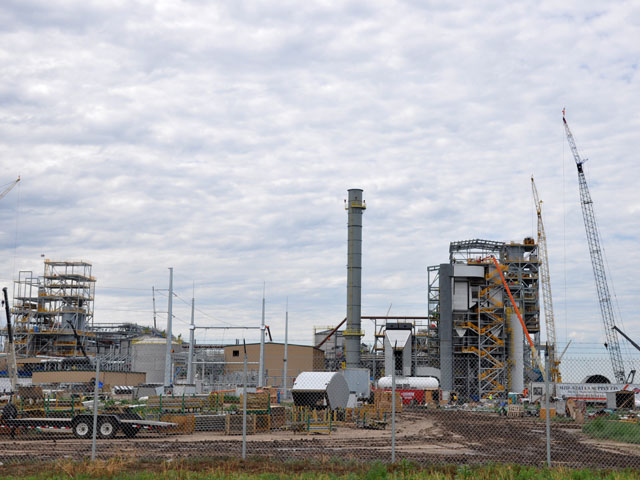 Renewable diesel production is expected to launch at the former Abengoa Bioenergy cellulosic ethanol plant site in Hugoton, Kansas, by the end of the year. (DTN file photo by Chris Clayton)