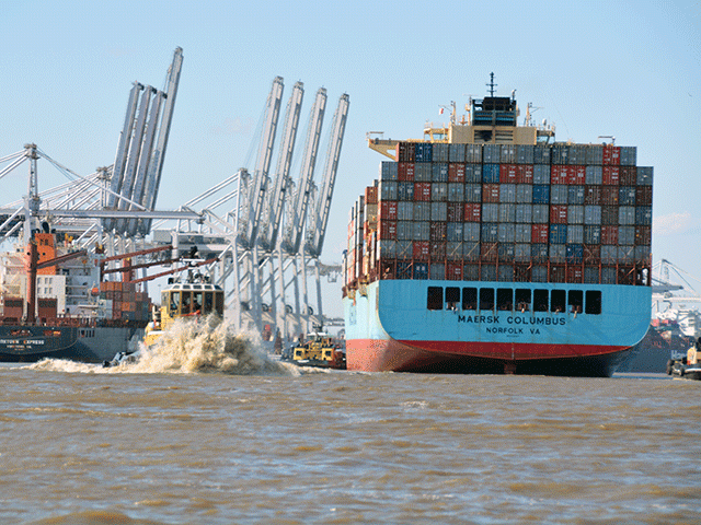 A loaded cargo ship docks at the Port of Savannah, Ga., in 2020. Since the pandemic, and economic recovery, the supply chain challenges have become exacerbated for agricultural exporters trying to get goods onto cargo ships. The president of the American Farm Bureau Federation is calling on Congress to complete legislation that would attempt to address some of those problems that have cost exporters billions of dollars. (DTN file photo by Chris Clayton) 
