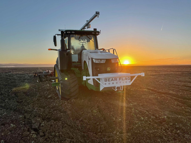 Deere is spending $250 million for Bear Flag Robotics, a developer of autonomous driving technologies already at work on a limited number of U.S. farms. (Photo courtesy of John Deere)