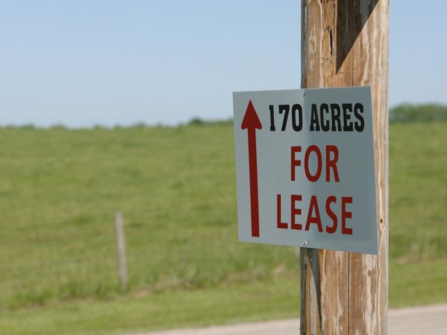 An Iowa State University study indicates implementation of conservation practices on rented farmland is more likely with a long-term lease of more than two years. (DTN photo illustration by Nick Scalise)