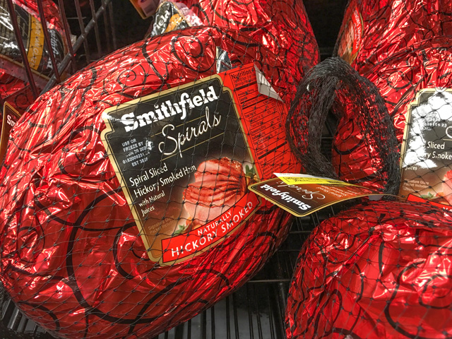 A new lawsuit alleges Smithfield Foods Inc. misled consumers about plant worker safety and the meat supply. (DTN file photo by Pam Smith)
