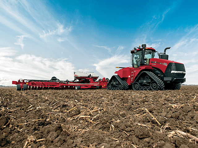 A well-maintained undercarriage allows farmers to achieve their lowest cost per hour on the tracks. An undercarriage that is not in very good condition, with steel exposed, will reduce track life. (Photo courtesy of Case IH)