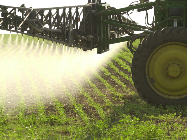 The U.S. Environmental Protection Agency was ordered by a federal court to proceed with implementing a ban on the insecticide ingredient chlorpyrifos. (DTN file photo by Jim Patrico) 