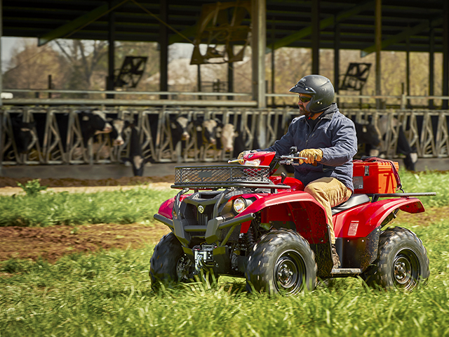 The Kodiak 700 4X4 (shown here) is the "working man&#039;s" version of Yamaha&#039;s new ATV line up. The Grizzly is built more for the trail. (Photo courtesy of Yamaha.)