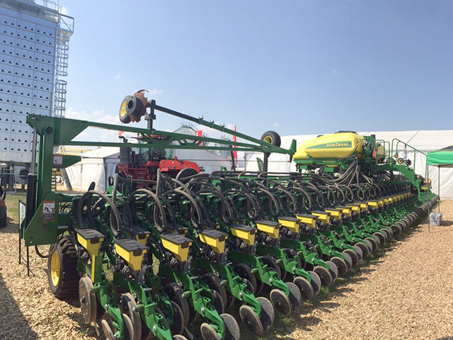 A new row configuration aimed at high plant population grabs attention during recent Farm Progress Show. (DTN photo by Pamela Smith)