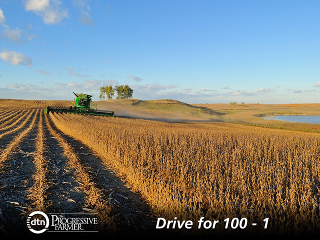 USDA estimates the national soybean yield in 1985 was 34.1 bushels per acre compared with the record 47.8 bpa produced in 2014. (Progressive Farmer photo by Jim Patrico)