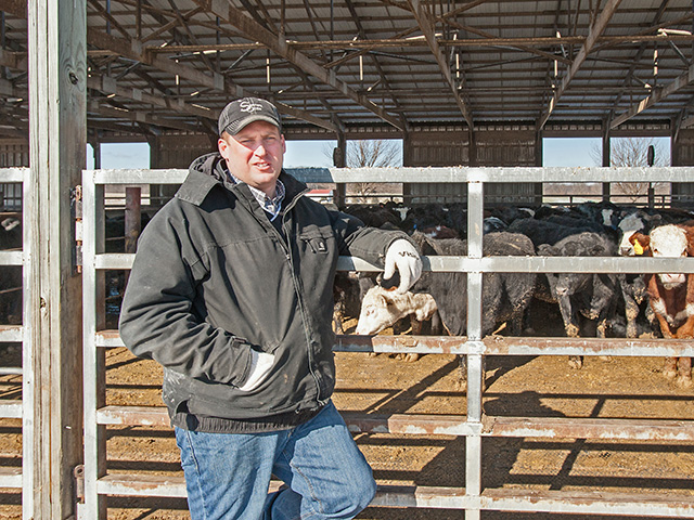 Lance Sennett expanded his 2,000-head feeder operation based on two priorities -- overall business profitability and environmental stewardship.(DTN/Progressive Farmer photo by Dave Charrlin)