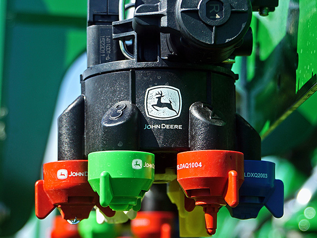 The six-nozzle ExactApply system offers spray flexibility and accuracy. (Progressive Farmer photo provided by the manufacturer)