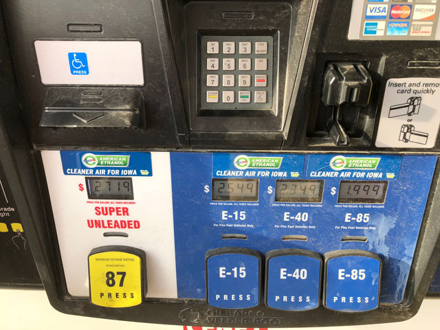 A blender pump in Council Bluffs, Iowa, sells multiple mixes of ethanol, including E15. Once EPA completes a waiver rule on E15, it will be allowed to be sold year-round in fuel pumps more like 10% ethanol, without the special blender pump designation. (DTN file photo by Chris Clayton)