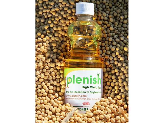 With its Pioneer soybeans called Plenish, Corteva Agriscience is one of only a few companies selling high oleic soybean seeds. The company offers premiums for farmers to grow the crop. While the United Soybean Board has been championing high oleic soybeans since at least 2013, the seeds still have yet to hit 1 million acres of production. (DTN/Progressive Farmer photo by Pamela Smith)
