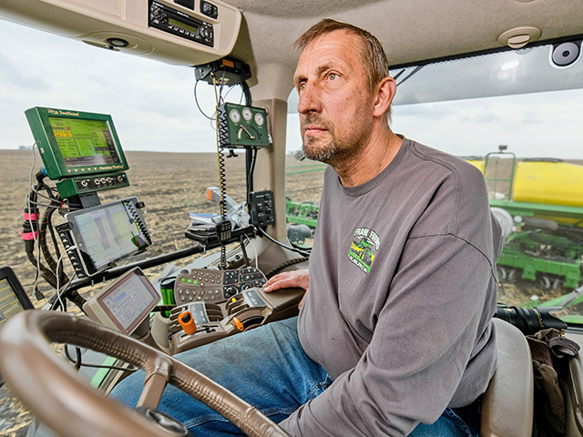 Jeff Frank (Progressive Farmer image courtesy of Iowa Soybean Association)