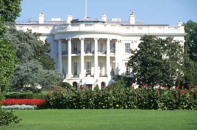 A group of federal lawmakers are set to meet at the White House to discuss the Renewable Fuel Standard. (DTN file photo) 