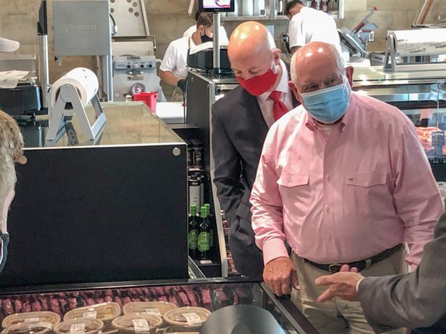 U.S. Secretary of Agriculture Sonny Perdue joined Nebraska Gov. Pete Ricketts and Rep. Jeff Fortenberry on a tour of Great Plains Beef&#039;s new processing facility in Lincoln on Friday. (DTN photo by Todd Neeley)