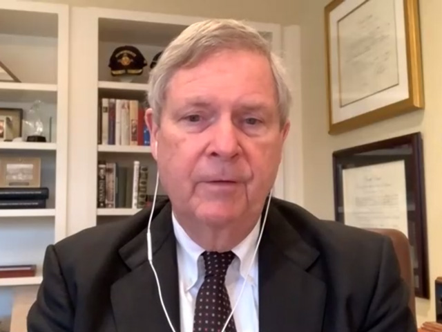 U.S. Agriculture Secretary Tom Vilsack said on Monday that he&#039;s hopeful EPA and USDA will have better communication on actions taken on the Renewable Fuel Standard. (DTN screen capture)