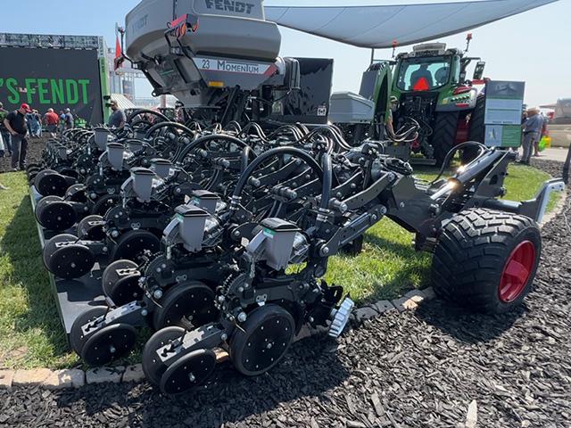 Fendt has rolled out its new 30-foot Momentum planter for modest-sized farming operations, expanding the Momentum line from 30 feet to 60 feet. (DTN photo by Dan Miller)
