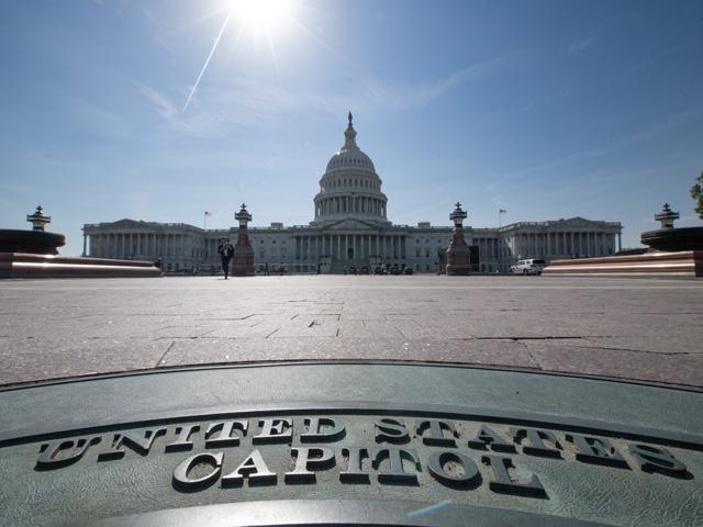 A group of 49 federal lawmakers asked the U.S. Environmental Protection Agency to reallocate 100% of biofuels gallons not blended as result of small-refinery exemptions to the Renewable Fuel Standard. (DTN file photo by Joel Reichenberger)